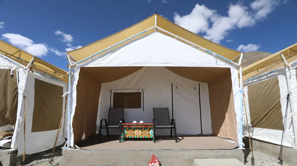 high_lake_camp_rooms.webp