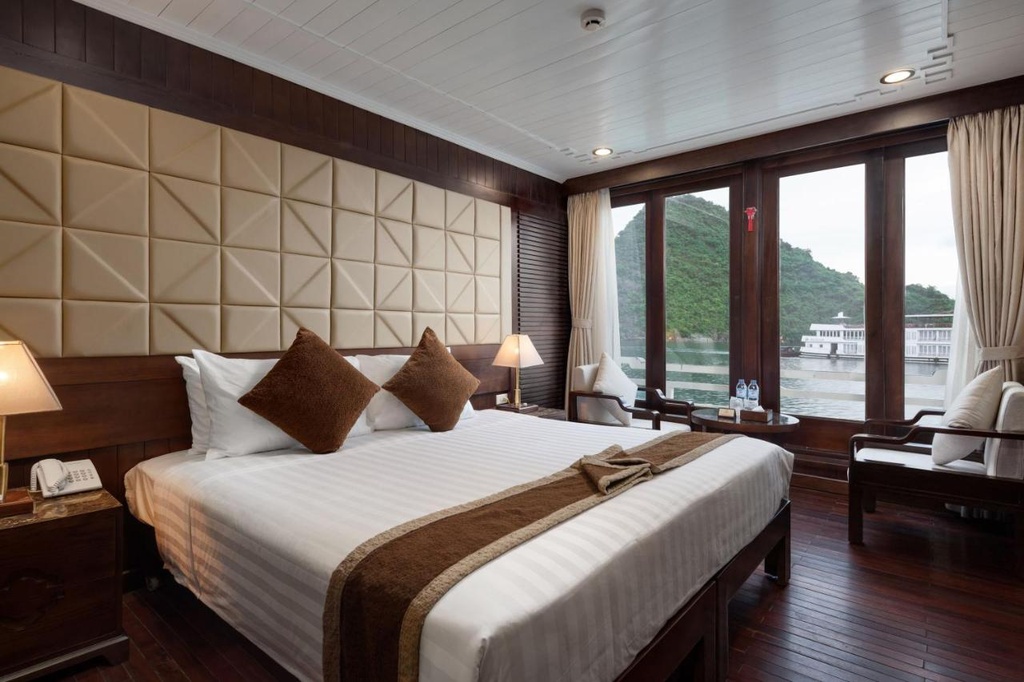GLORY LEGEND CRUISE6.jpg