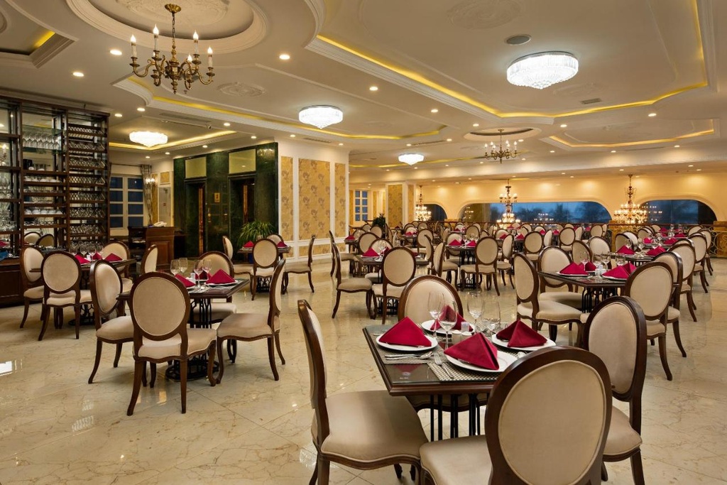EDEN OCEANVIEW HOTEL 14.jpg