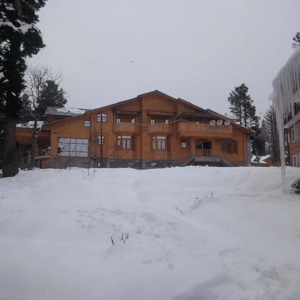 the-meadows-resorts-and (3).webp