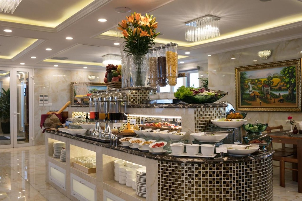 The Light Hotel, Hanoi