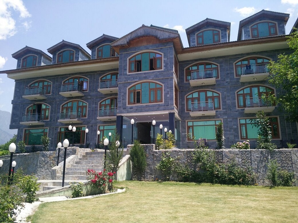 Hotel Srichan Pahalgam