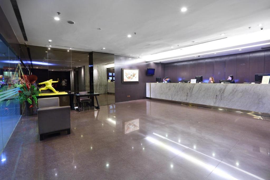 Hotel Thompson Singapore 2.jpg